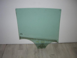 Vitre arriere gauche...