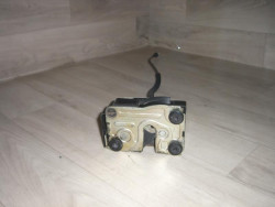 Serrure avant droit RENAULT...