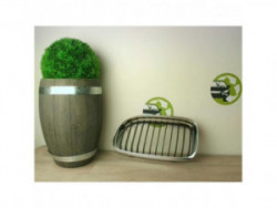 Grille de calandre gauche...