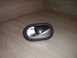 Poignee interieur avant...
