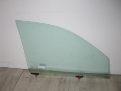 Vitre avant gauche TOYOTA...