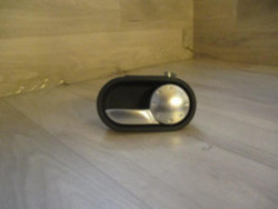 Poignee interieur avant...