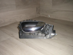 Poignee interieur avant...