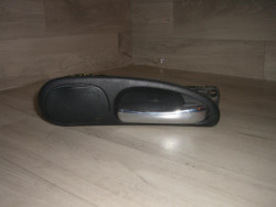 Poignee interieur arriere...
