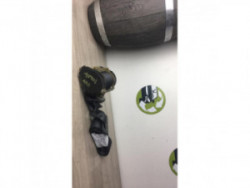 Ceinture arriere droit...