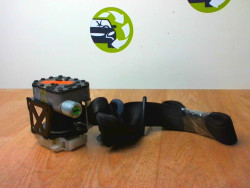 Ceinture avant droit...