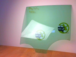 Vitre arriere gauche...