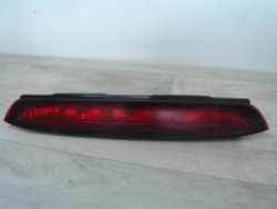 Feu arriere stop central...