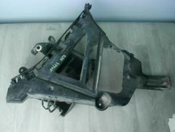 Support de pare chocs...