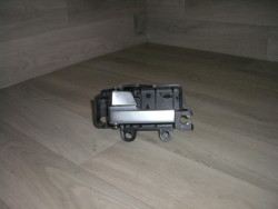 Poignee interieur avant...