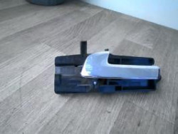 Poignee interieur avant...