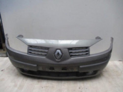 Pare choc avant RENAULT...
