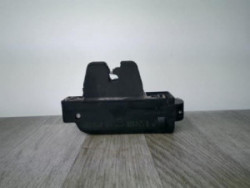 Serrure de hayon PEUGEOT...