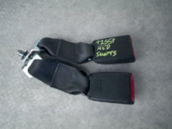 Attache ceinture arriere...