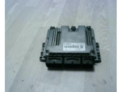 Calculateur moteur RENAULT...