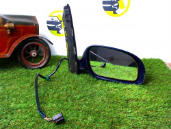 Retroviseur droit...