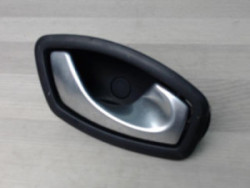 Poignee interieur avant...