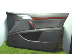 Panneau de porte avant...