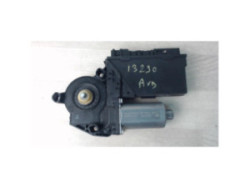 Moteur leve vitre avant...