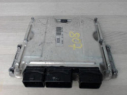 Calculateur moteur PEUGEOT 807