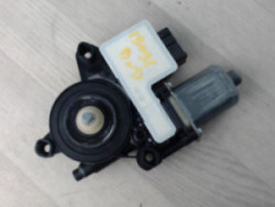 Moteur leve vitre avant...