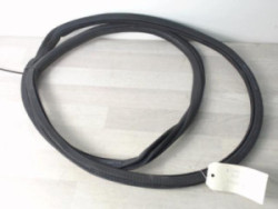 Joint de porte avant droite...