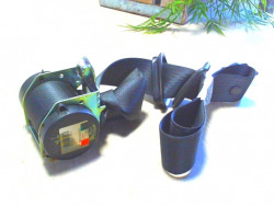 Ceinture arriere gauche...