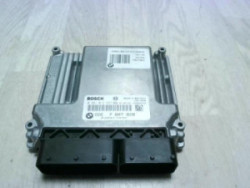 Calculateur moteur BMW...