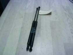 Verin de capot BMW SERIE 1 E81