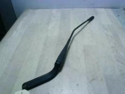 Bras essuie glace avant...