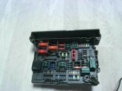 Porte fusible BMW X1 E84...
