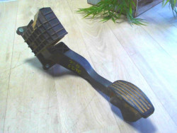 Pedale d'accelerateur AUDI...