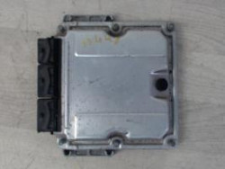 Calculateur moteur RENAULT...