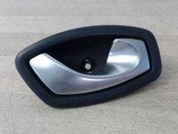 Poignee interieur arriere...