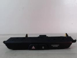 Bouton de warning KIA RIO 4...
