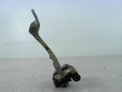 Tirant de porte avant...