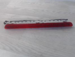 Feu arriere stop central...