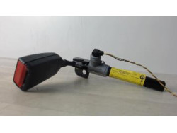 Attache ceinture arriere...