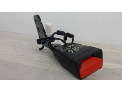 Attache ceinture arriere...