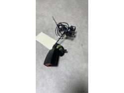 Attache ceinture arriere...