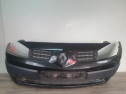 Pare choc avant RENAULT...