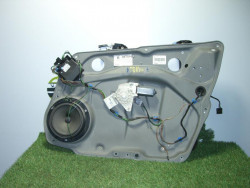 Moteur leve vitre avant...