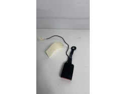 Attache ceinture arriere...