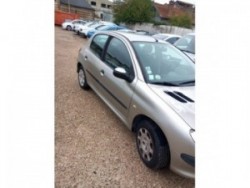 Ceinture avant droit...