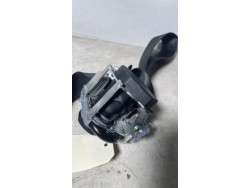 Ceinture avant gauche...