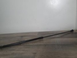 Verin de capot AUDI A3 3...