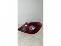 Feu arriere principal droit...