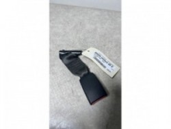 Attache ceinture arriere...