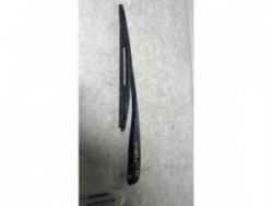 Bras essuie glace arriere...