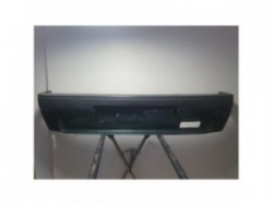 Pare choc arriere PEUGEOT...